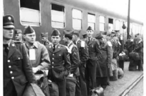 Troops waiting to board the train to Stuttgart