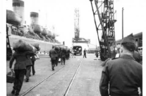 Troops disembarking from the USS Upshur
